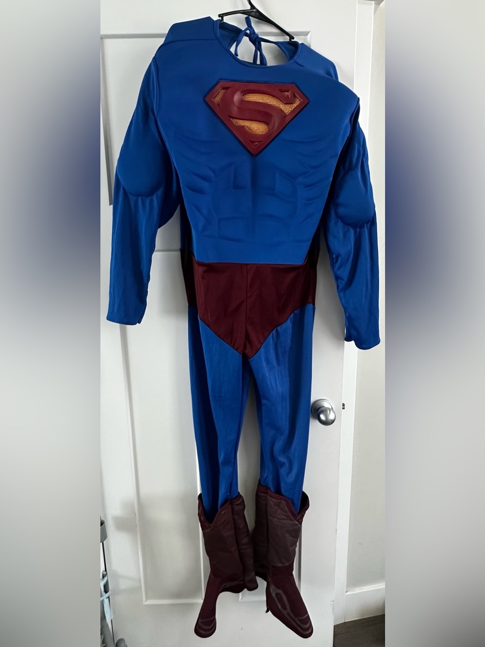Rubie’s Costume Co Superman Jumpsuit Costume Men's Size Small.